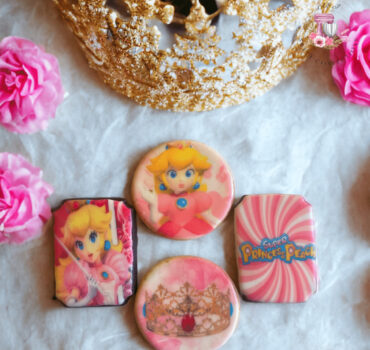 Princess Peach cookies
